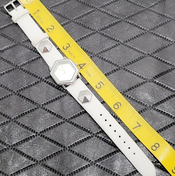 American Eagle Rumba Watch - Picture 2 of 4